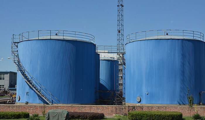 新建4个500KL原料油储罐